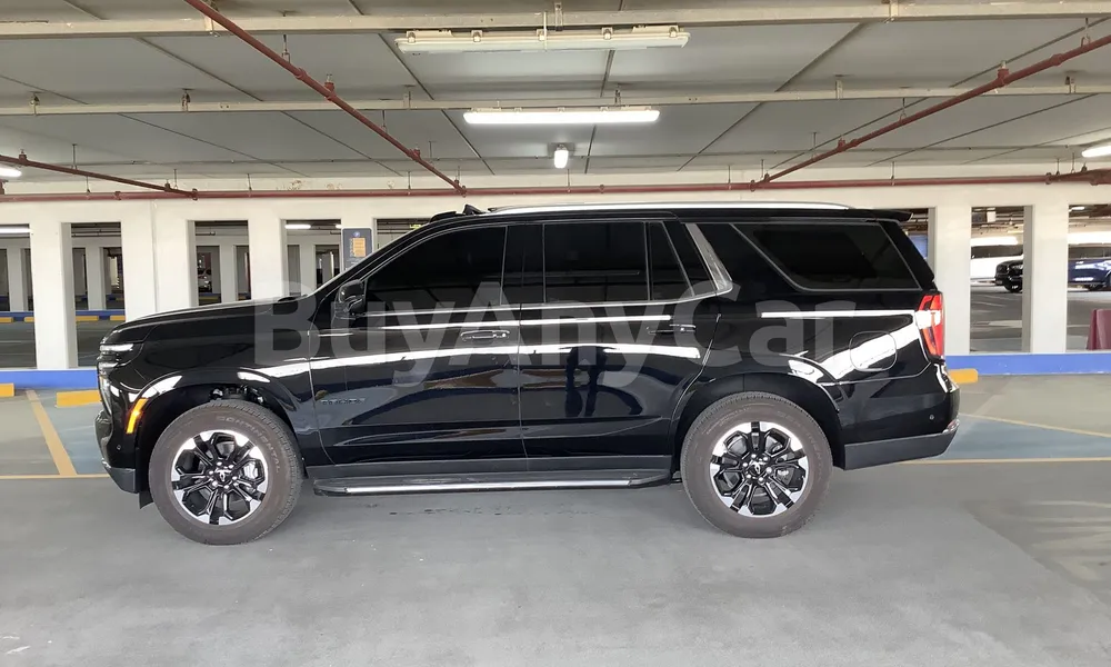 Vehicle photo 3