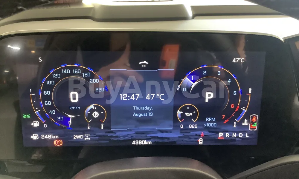 Vehicle photo 7