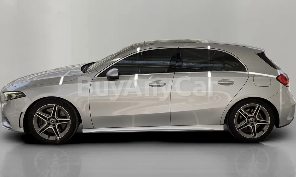 Vehicle photo 6