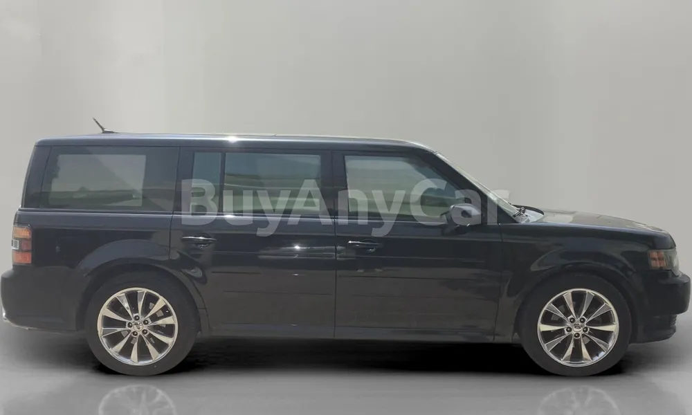 Vehicle photo 3