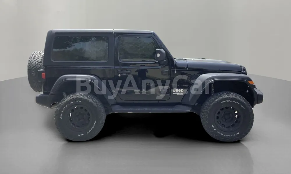 Vehicle photo 3