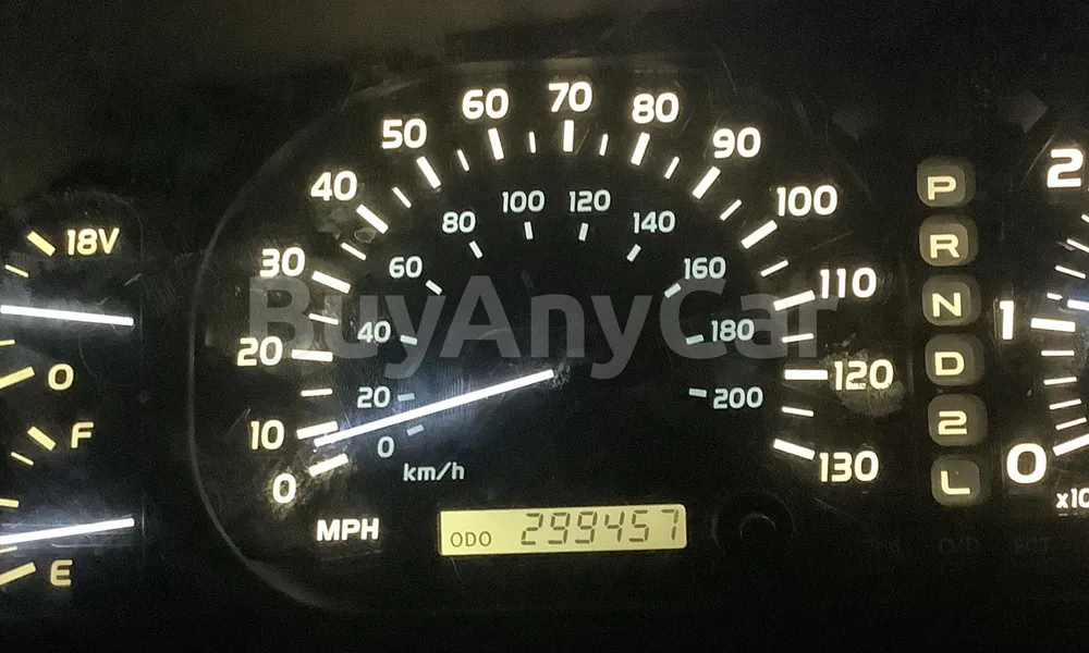 Vehicle photo 7