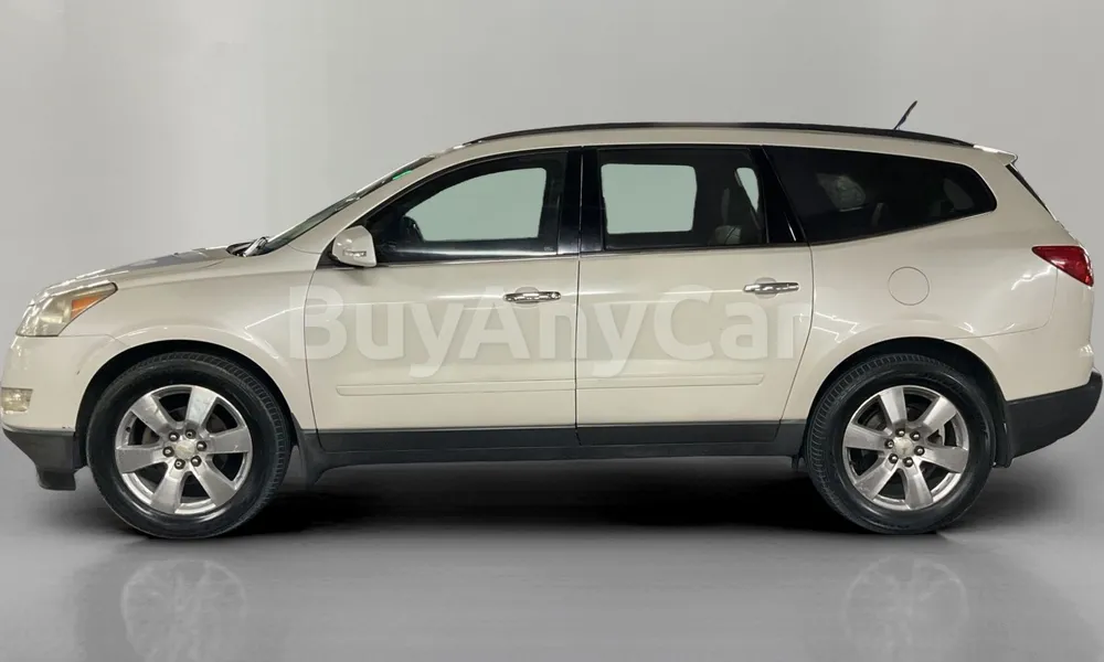Vehicle photo 4