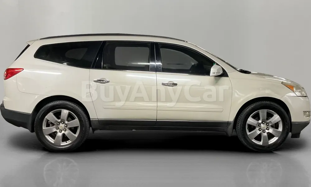 Vehicle photo 3