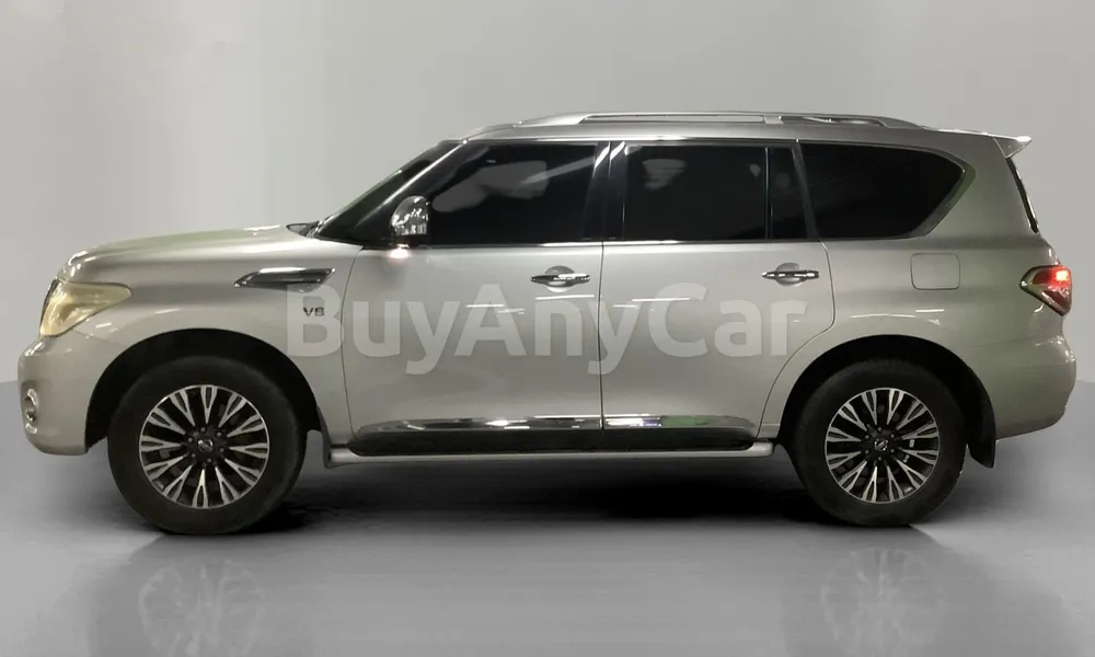 Vehicle photo 4