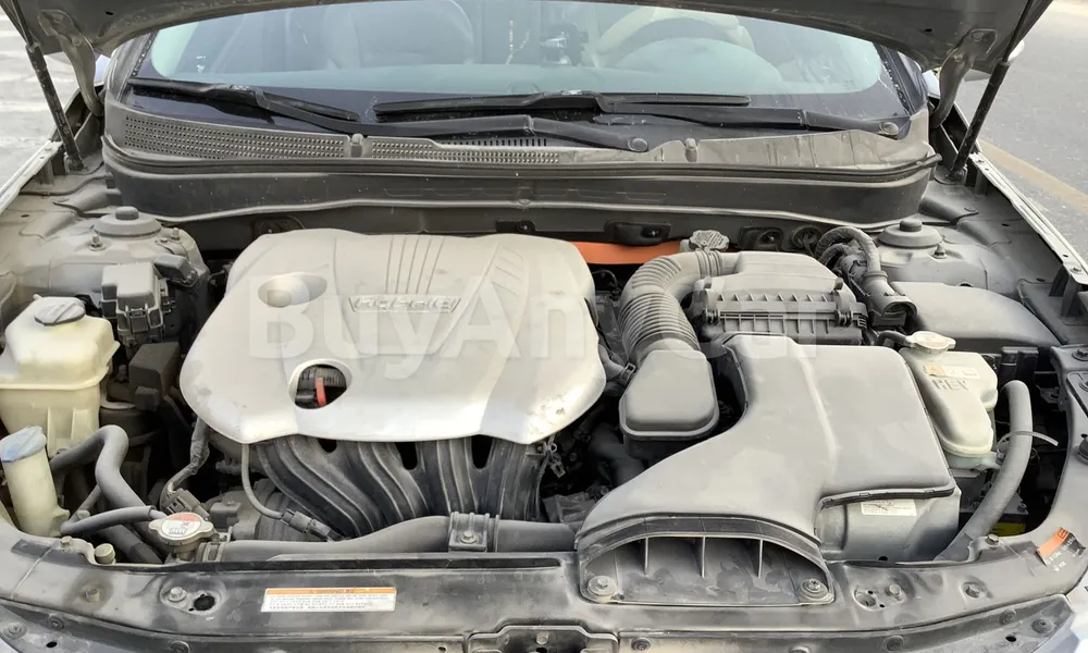 Vehicle photo 6