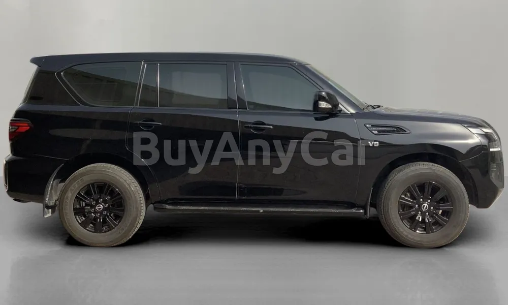 Vehicle photo 3