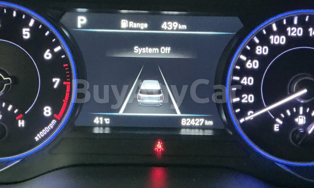 Vehicle photo 7