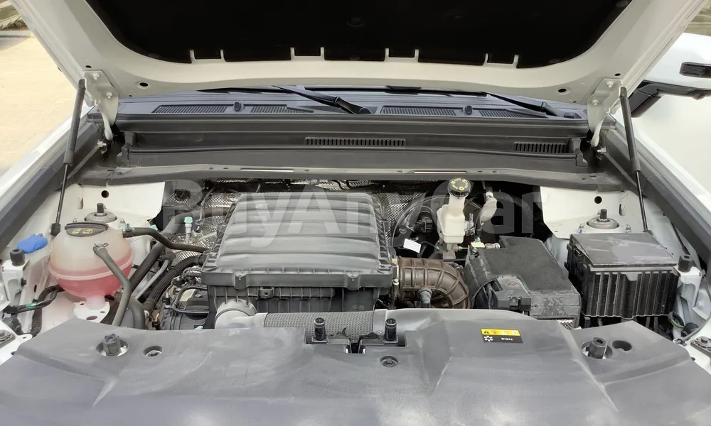 Vehicle photo 6