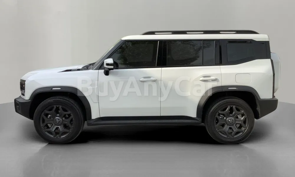 Vehicle photo 4