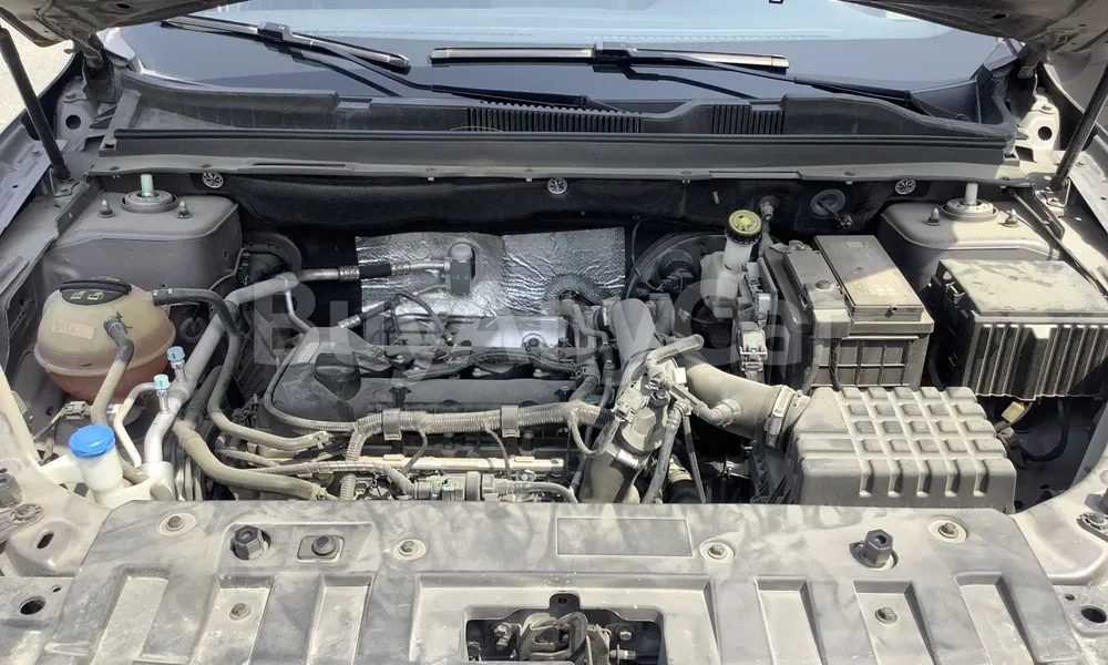 Vehicle photo 6