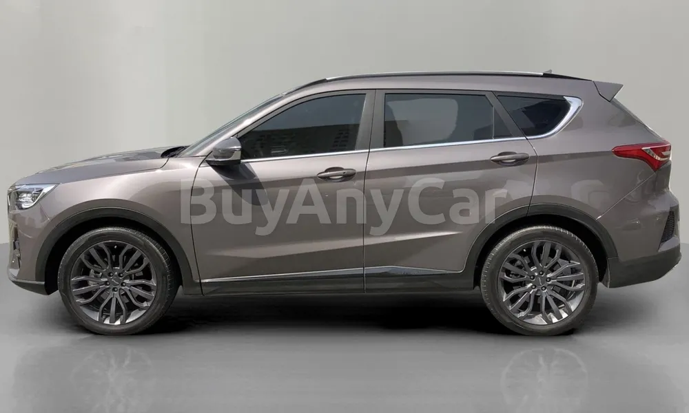 Vehicle photo 4