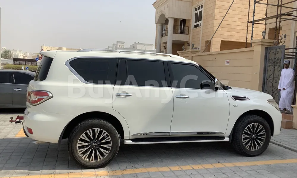 Vehicle photo 3