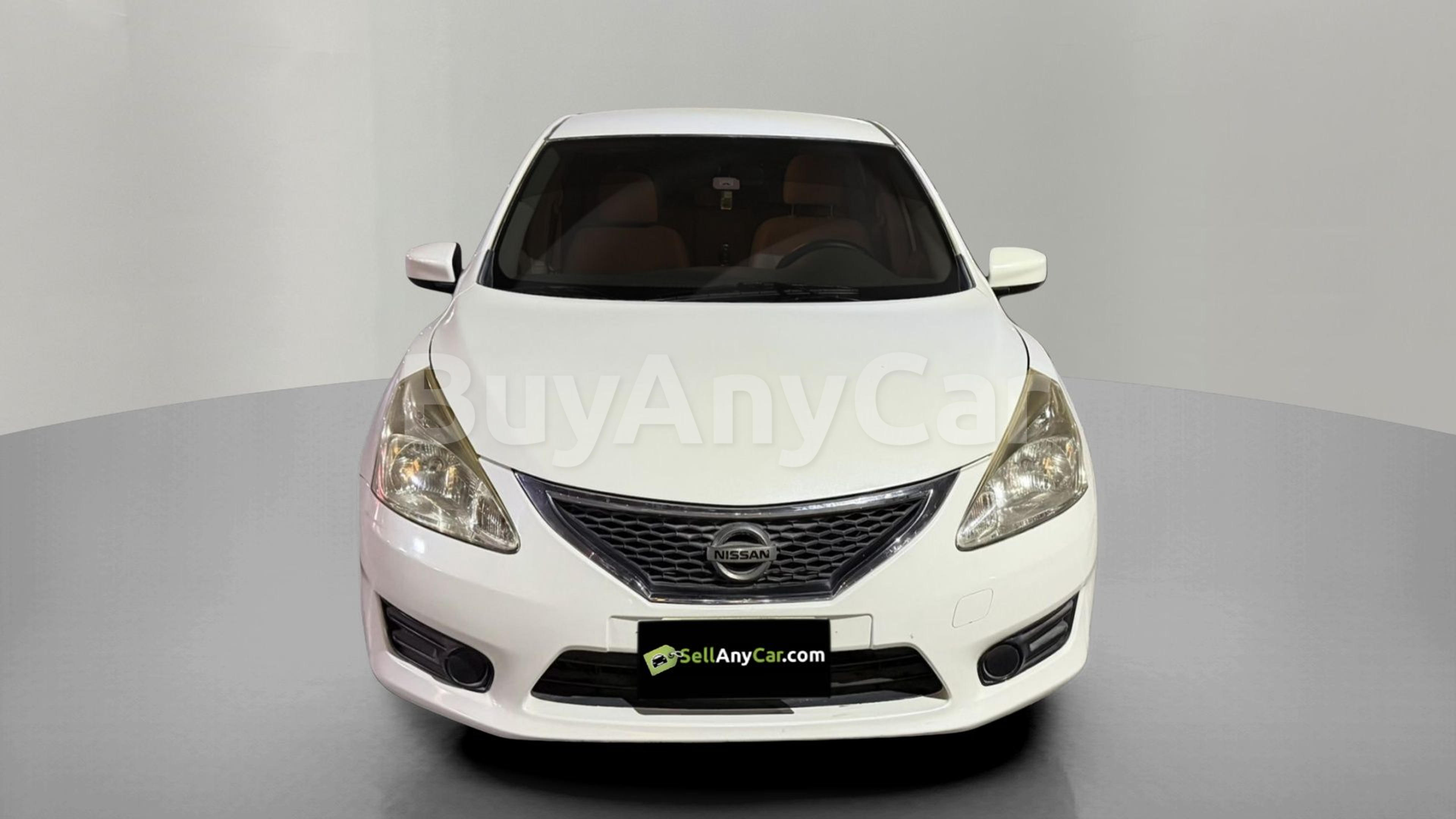 2015 Nissan Tiida