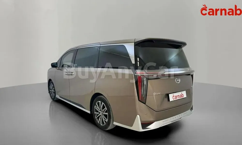 Vehicle photo 7
