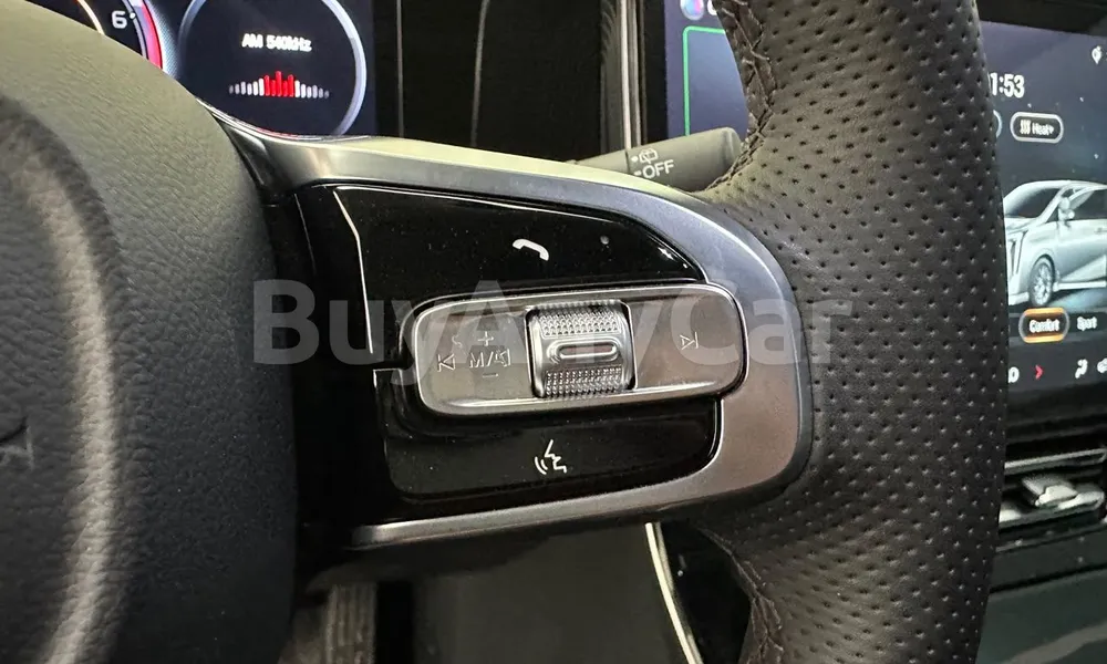 Vehicle photo 11