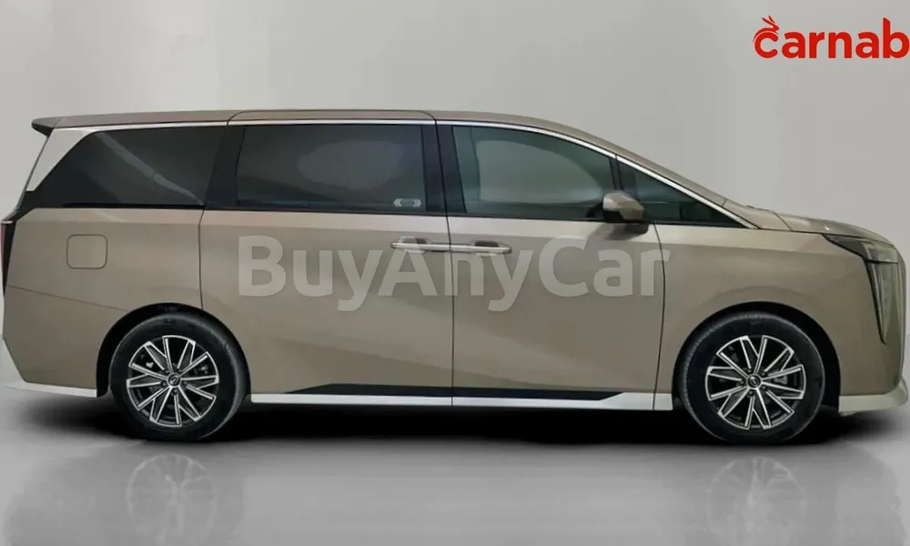 Vehicle photo 3