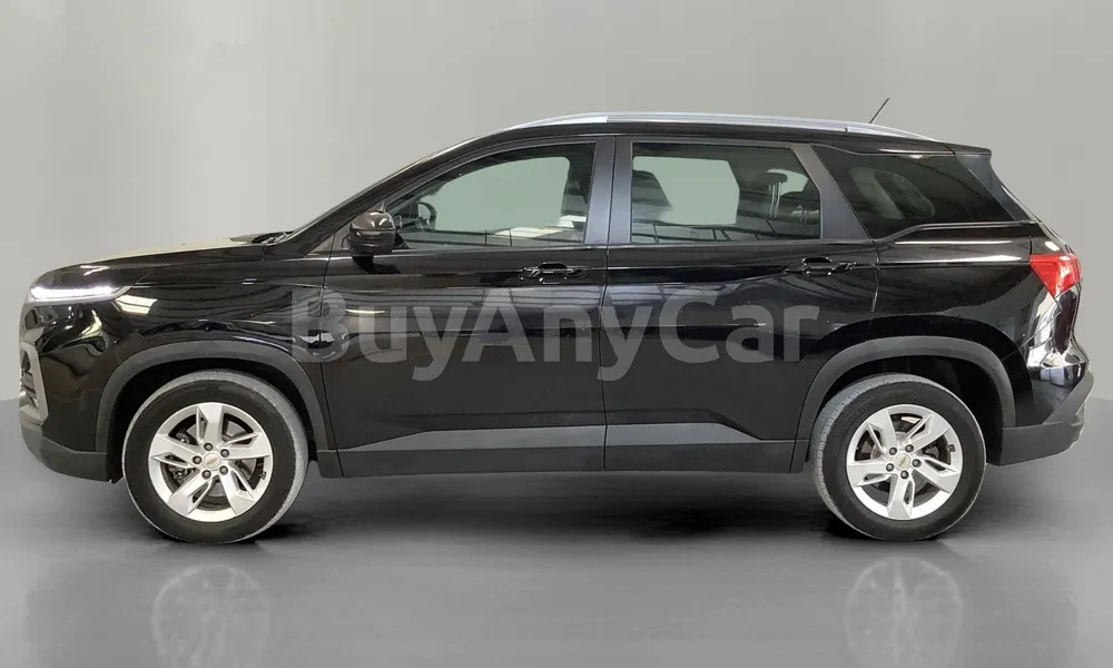 Vehicle photo 3