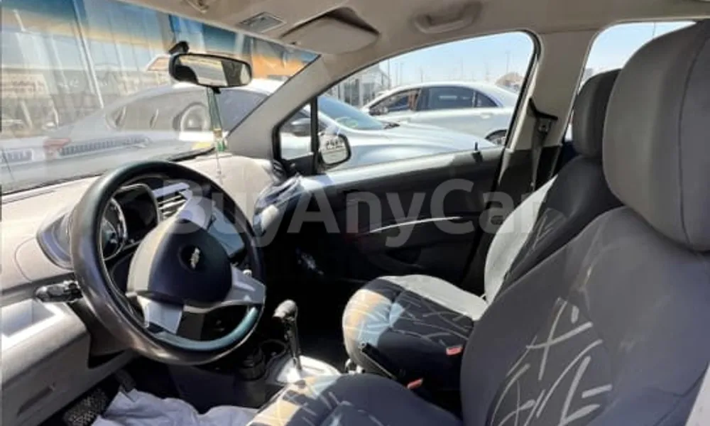 Vehicle photo 3