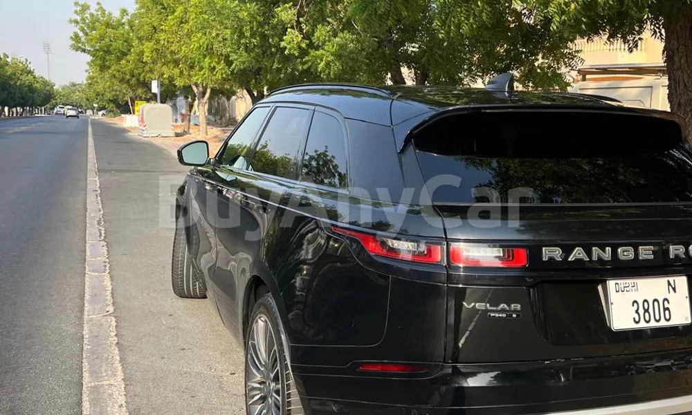 Vehicle photo 5