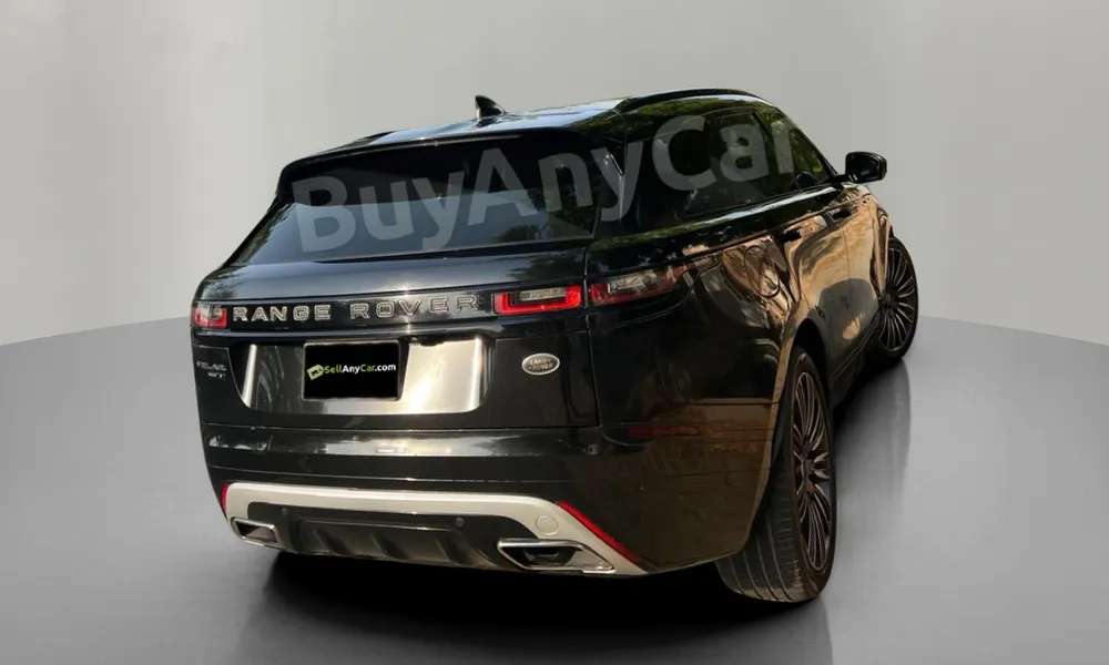 Vehicle photo 2