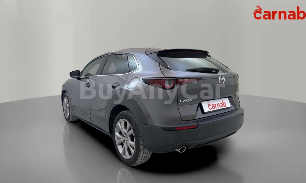 Vehicle photo 7