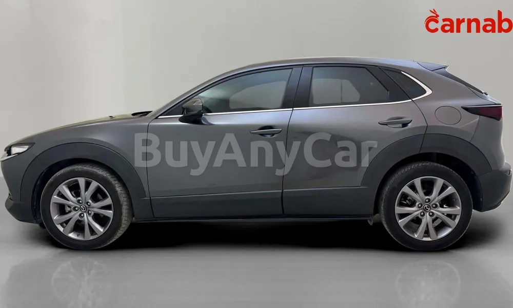 Vehicle photo 3