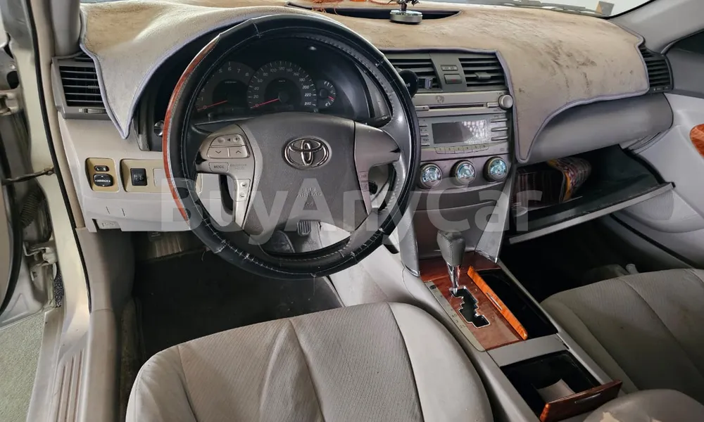 Vehicle photo 3