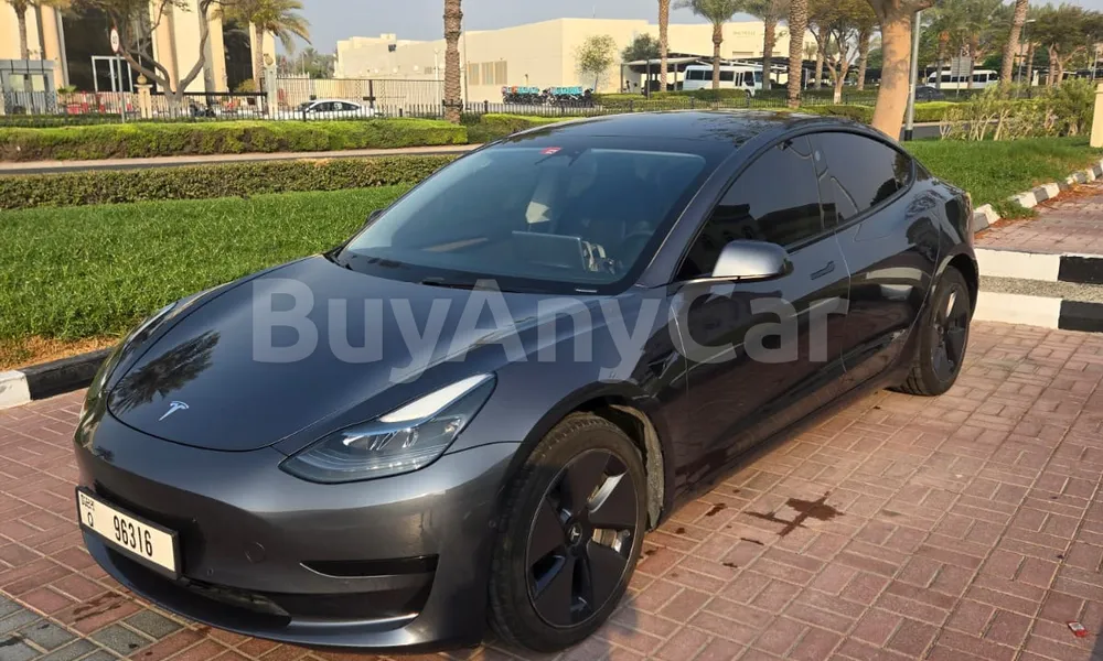 Vehicle photo 4