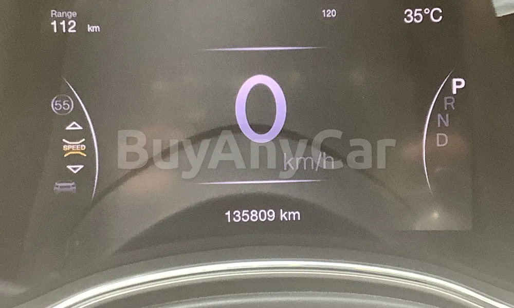 Vehicle photo 9