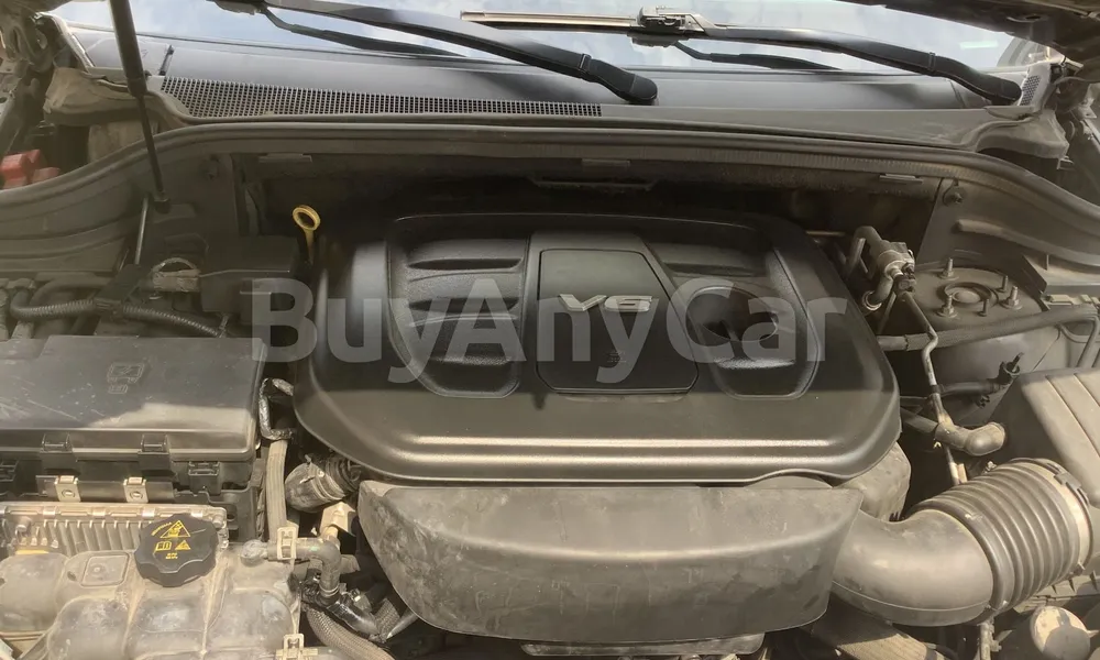 Vehicle photo 6