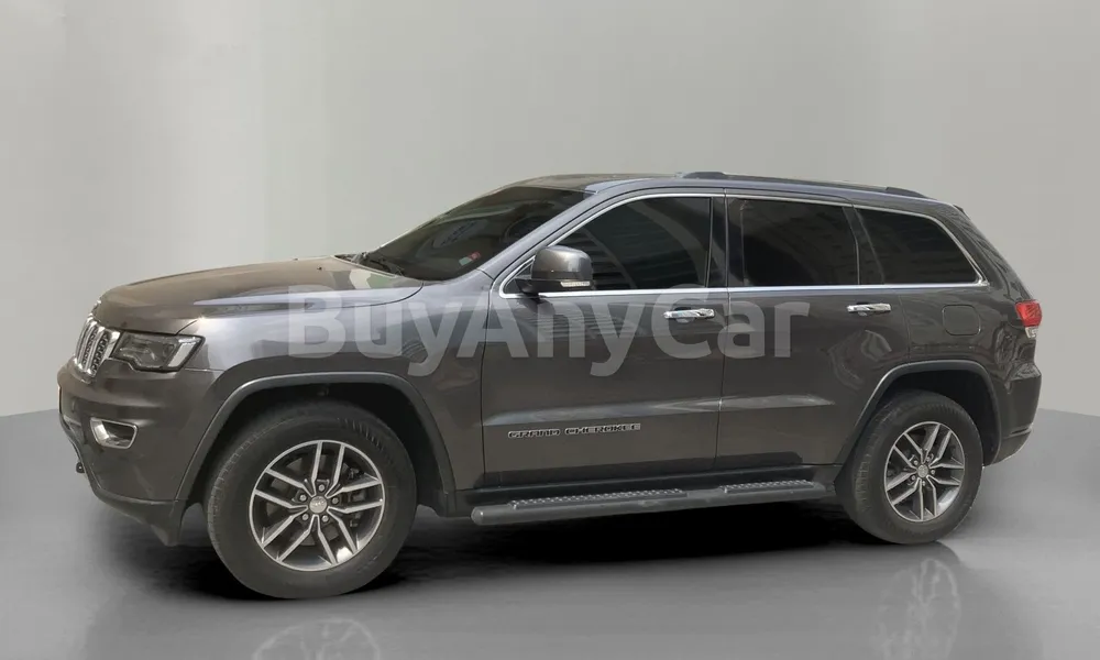 Vehicle photo 3