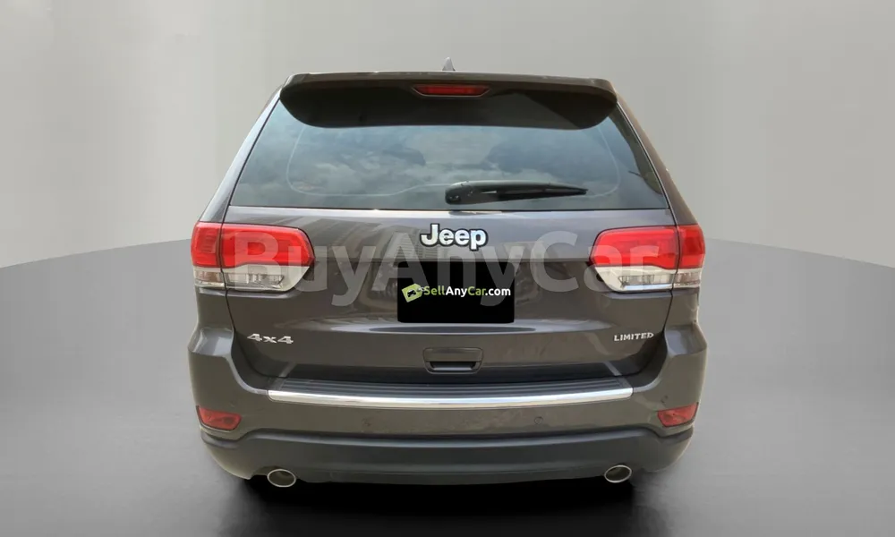 Vehicle photo 2