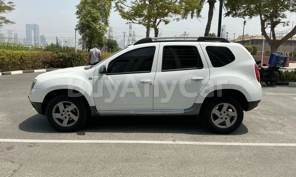 Vehicle photo 5