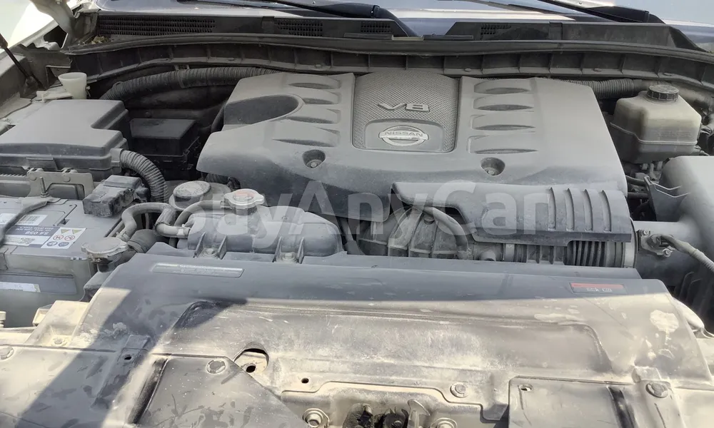 Vehicle photo 6