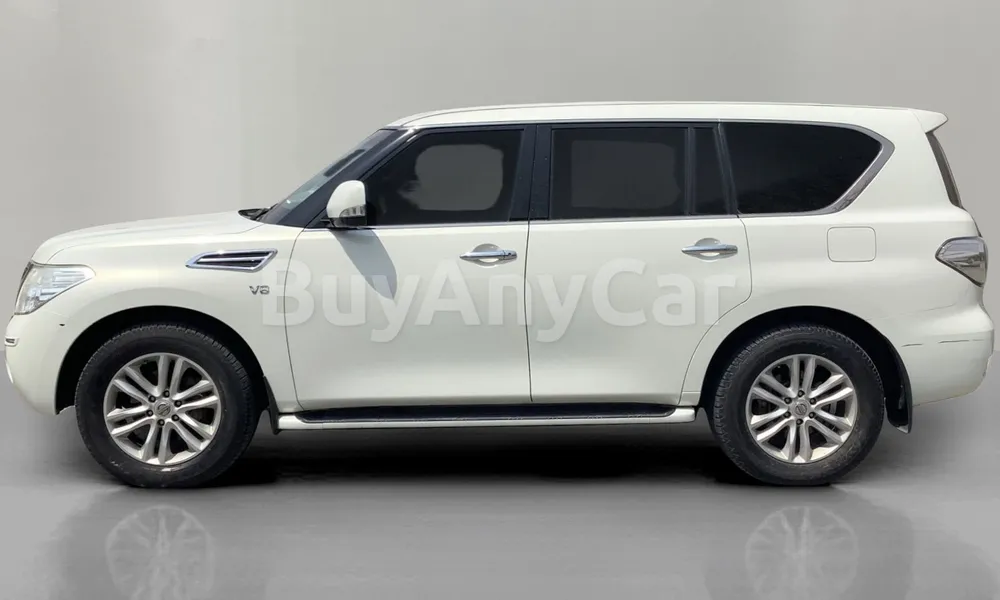 Vehicle photo 4