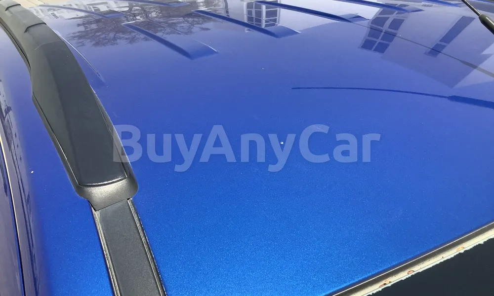 Vehicle photo 5