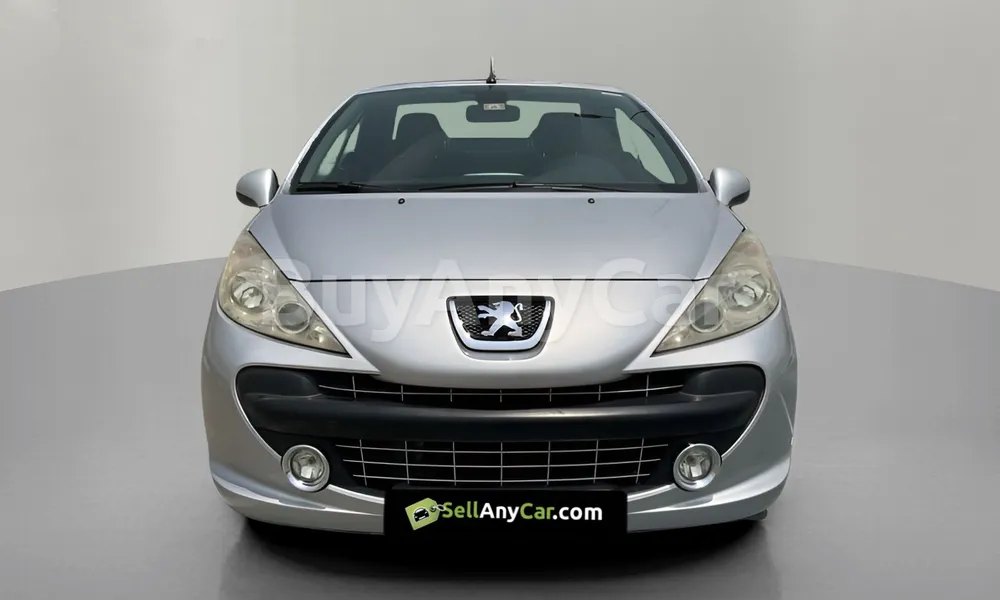 Vehicle photo 1