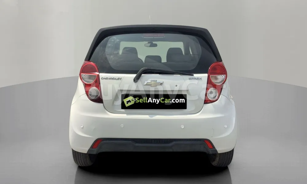 Vehicle photo 2