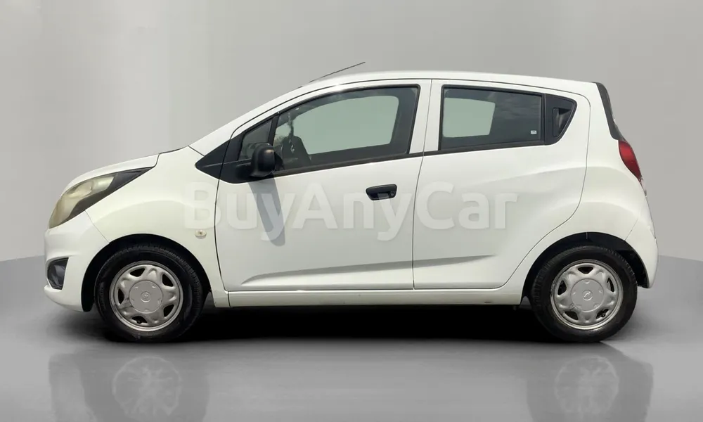 Vehicle photo 4