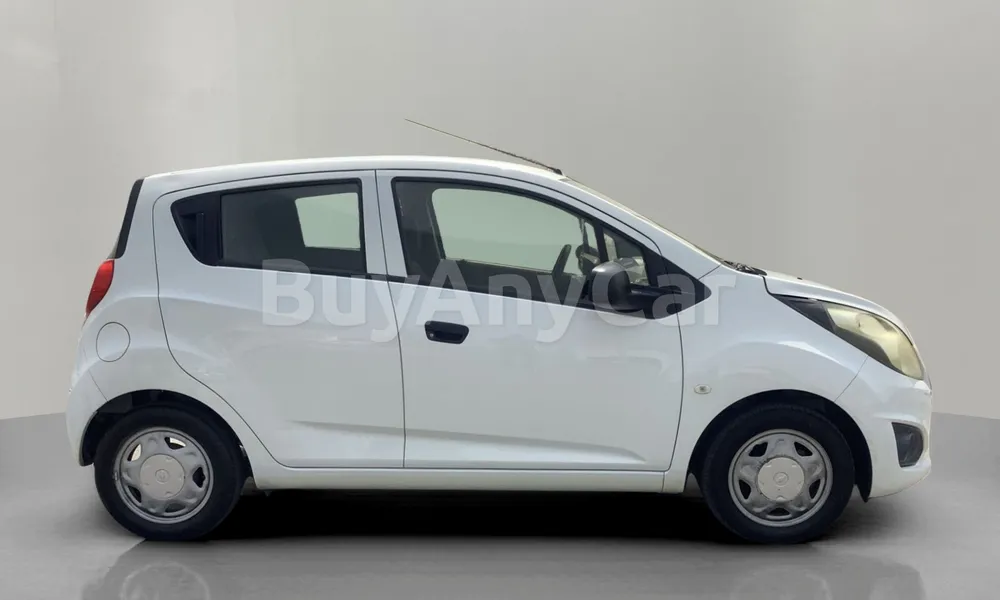Vehicle photo 3