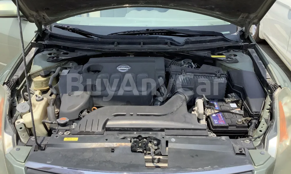 Vehicle photo 6