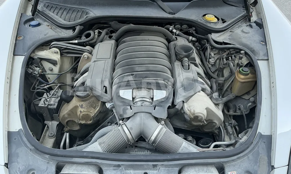 Vehicle photo 7