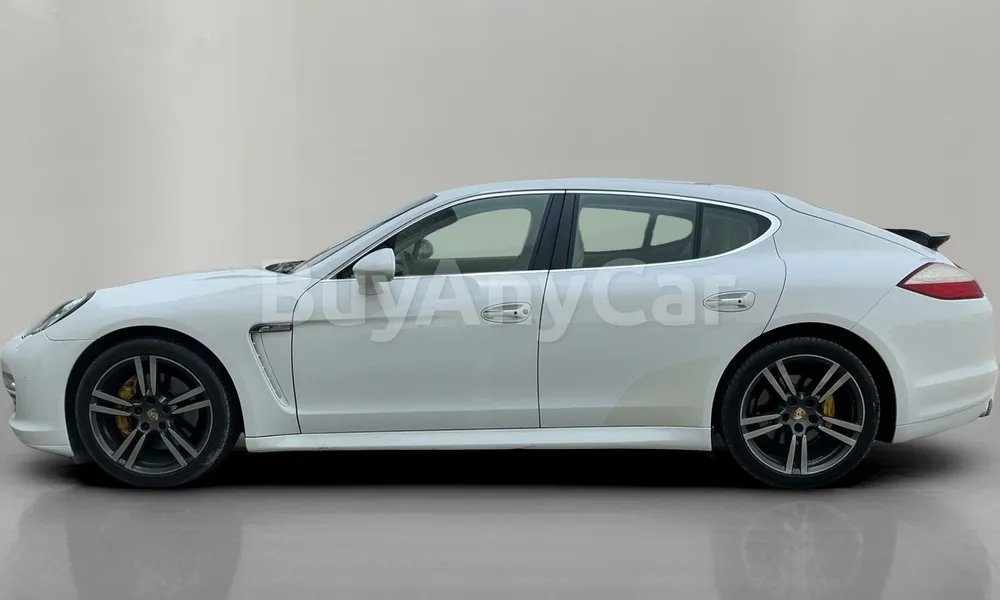 Vehicle photo 4