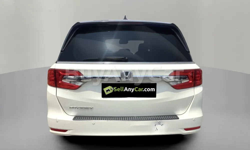 Vehicle photo 2