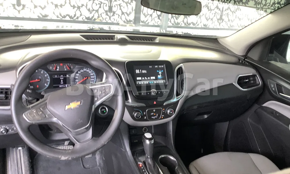 Vehicle photo 8