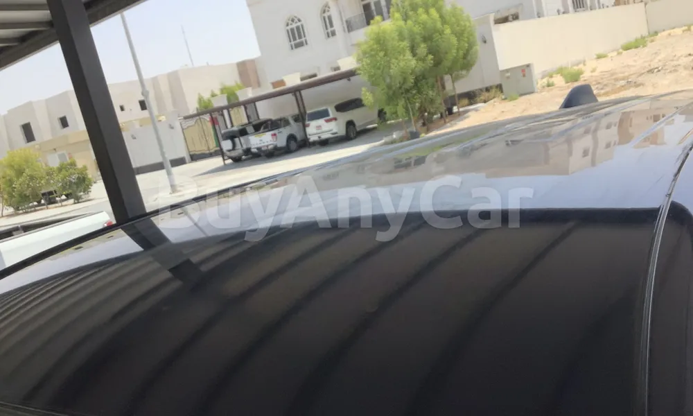 Vehicle photo 5