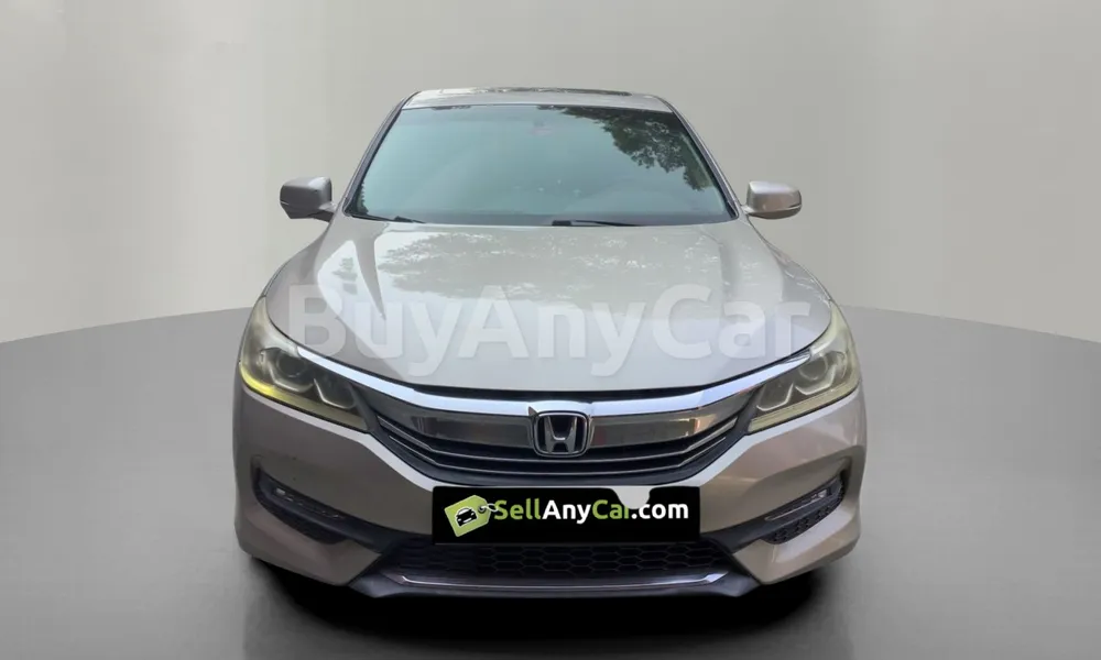Vehicle photo 1