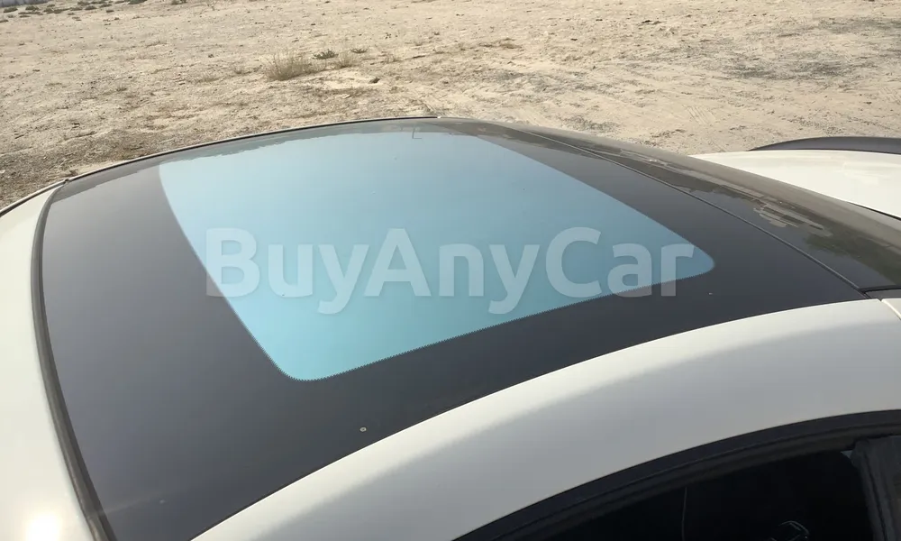 Vehicle photo 5