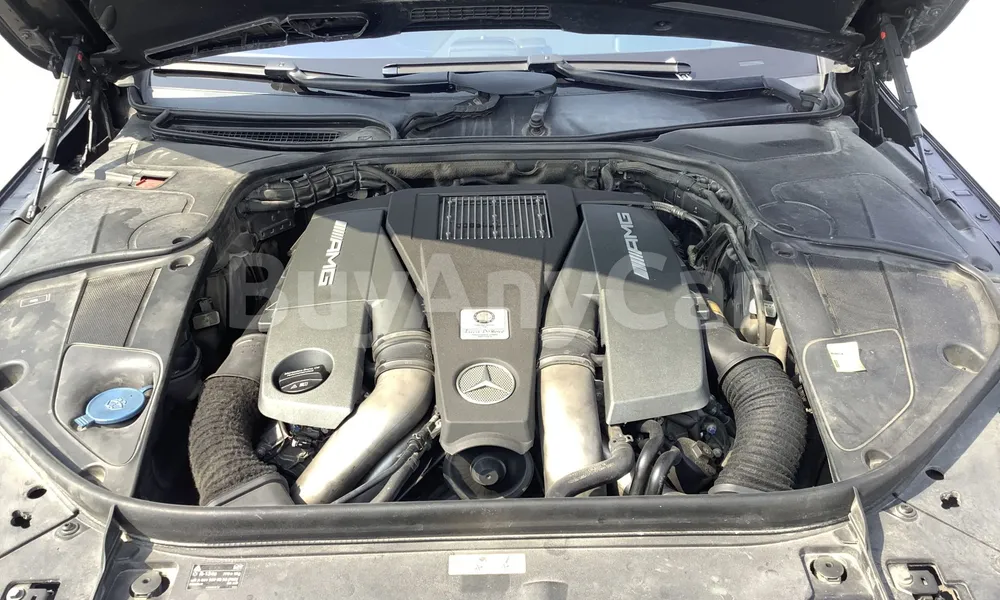 Vehicle photo 6